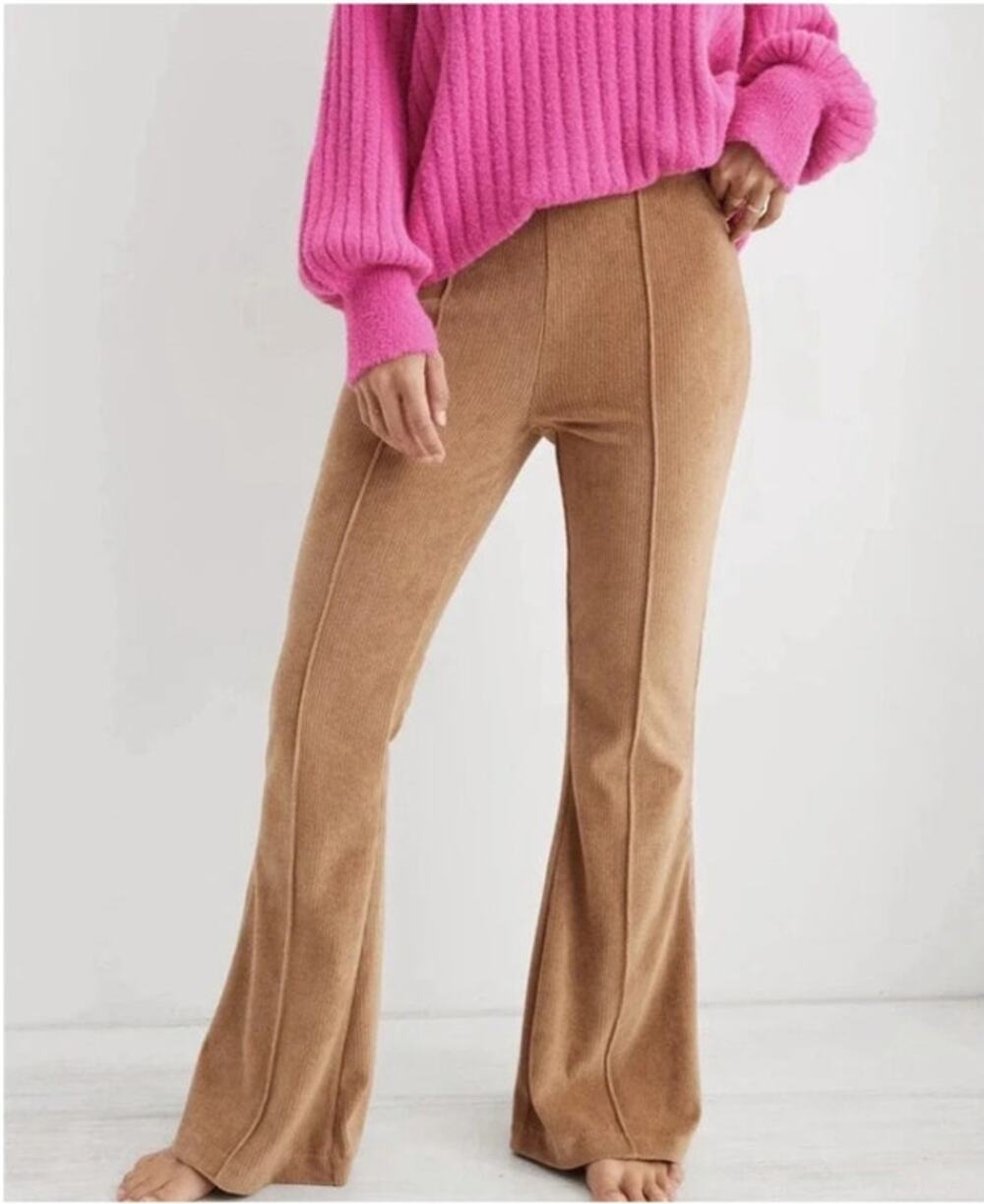 Aerie Groove-On Dark Tan Ribbed Velour Pintuck Flare Pants Womens S NWT Retro